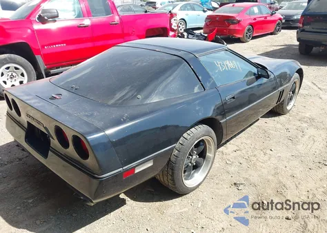 1985 Chevrolet Corvette z USA, uszkodzony, nr VIN 1G1YY078XF5130587